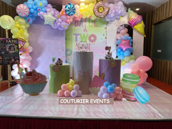 Donut theme balloon Decoration - Couturier Events