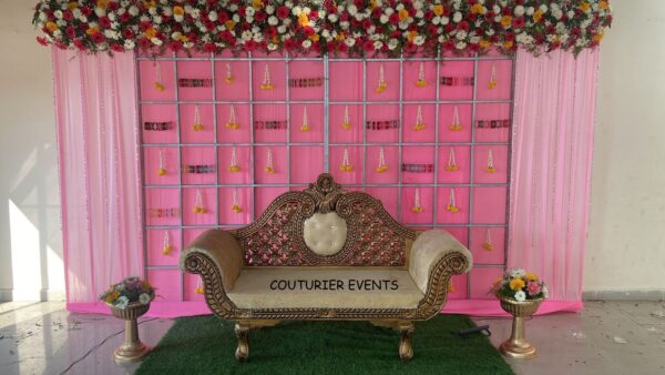 Simple Flower Decoration - Couturier Events